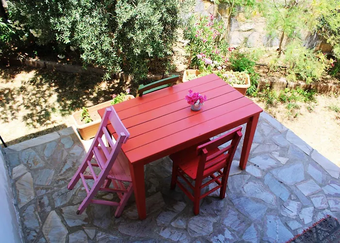 Pir Efes Konaklari