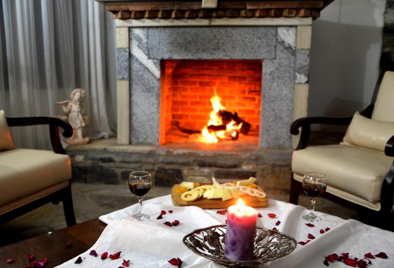 Pir Efes Konaklari Hotel *